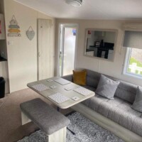 Haggerston Holidays Lakefield 115 dining